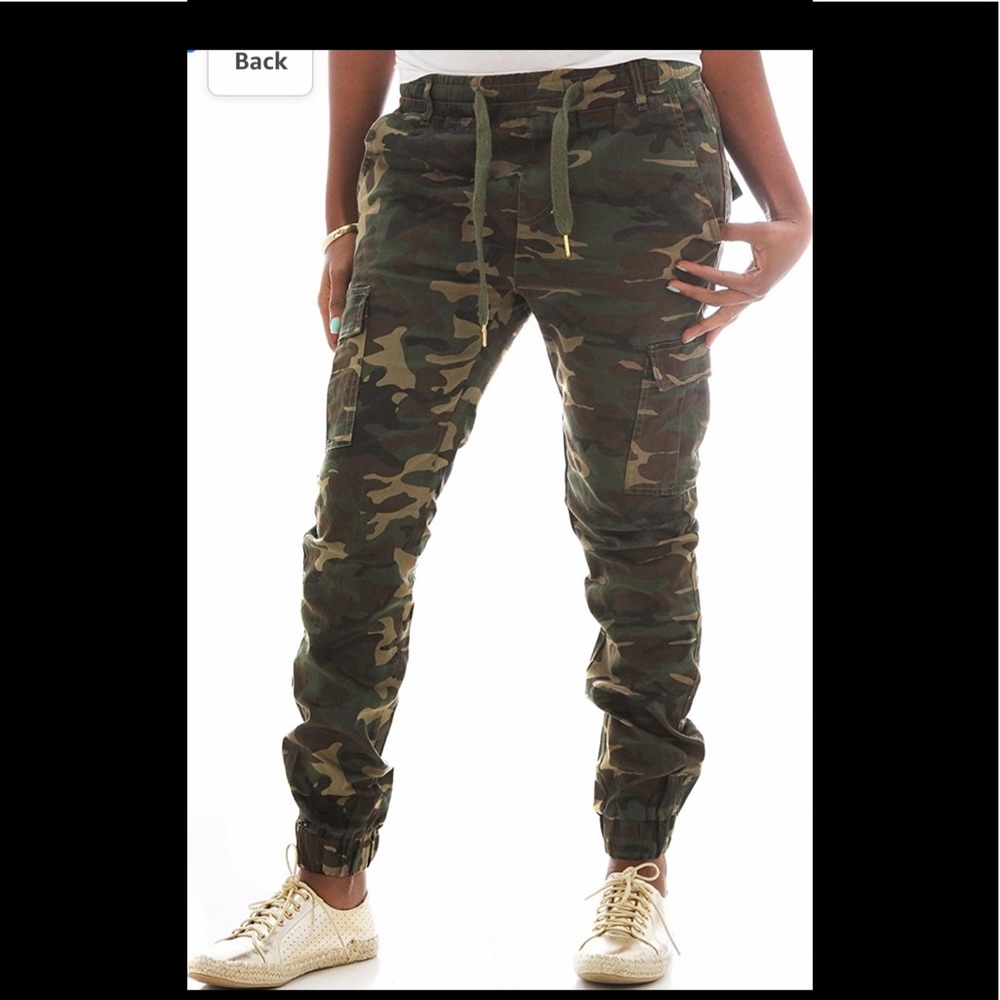 Camo cargo skinny pants